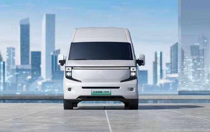Changan LCV Unveils Pivot to Intelligent New Energy Commercial Vehicles